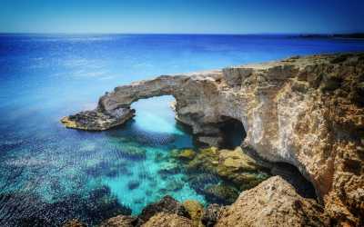 Life Atlantyda Max z Pafos do Ayia Napa, Famagusta, Varosha